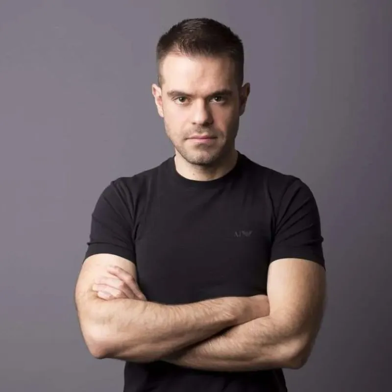 Davide Cacciola - Personal Trainer Roma specializzato in dimagrimento e posturologia