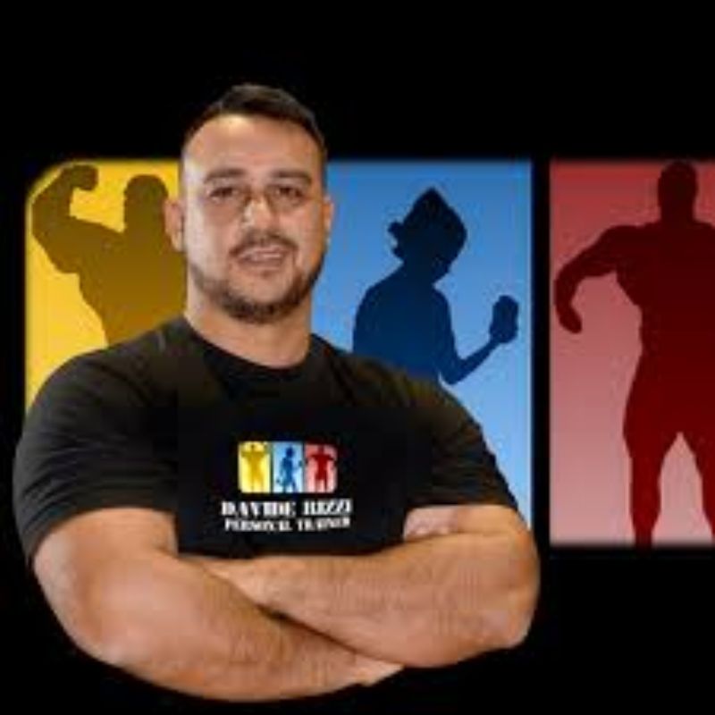 Davide Rizzi - Personal Trainer Napoli specializzato in bodybuilding e scienze motorie
